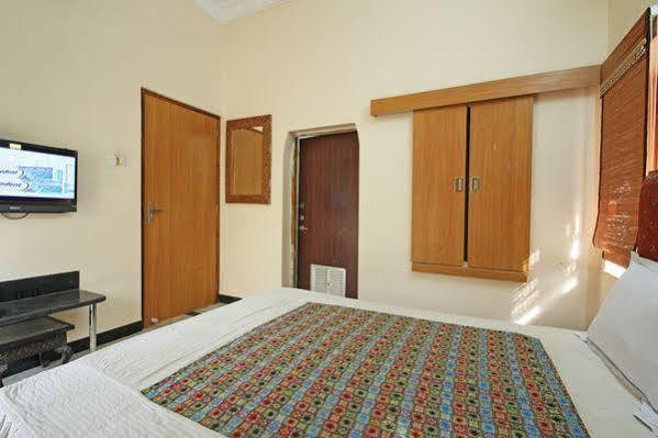 Oyo 9900 Hotel Pioneer Plaza Jodhpur  Exterior photo